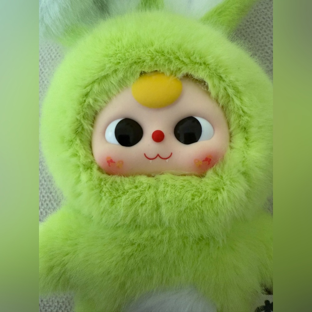 Baby Three Petit Macaron Cute Bunny Plush Pendant - Cupcake - Picture 5 of 8